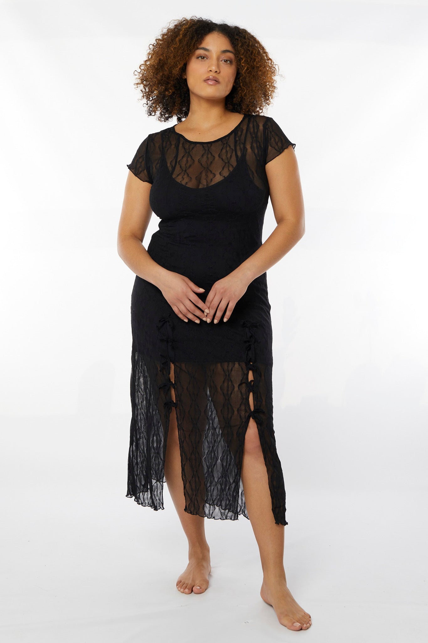 Find Me Now | Mariposa Lace Midi Dress with Lining
