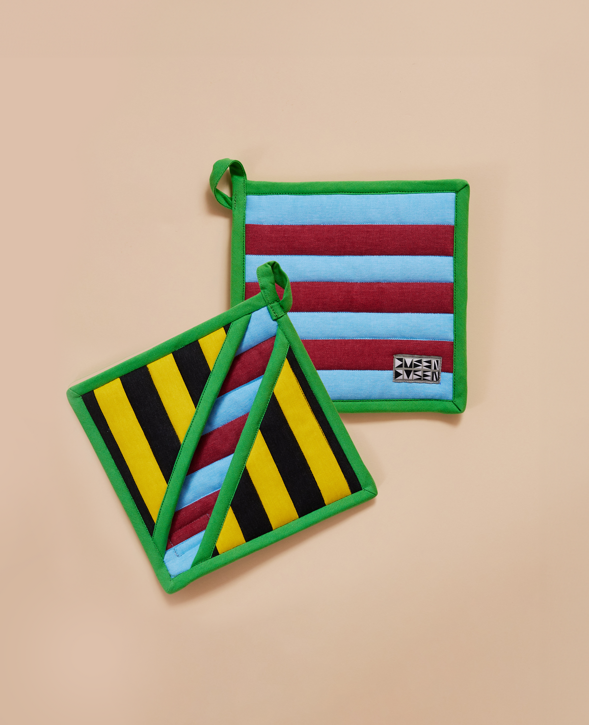 Pot Holder in Mustard Stripes - Thumbnail 2