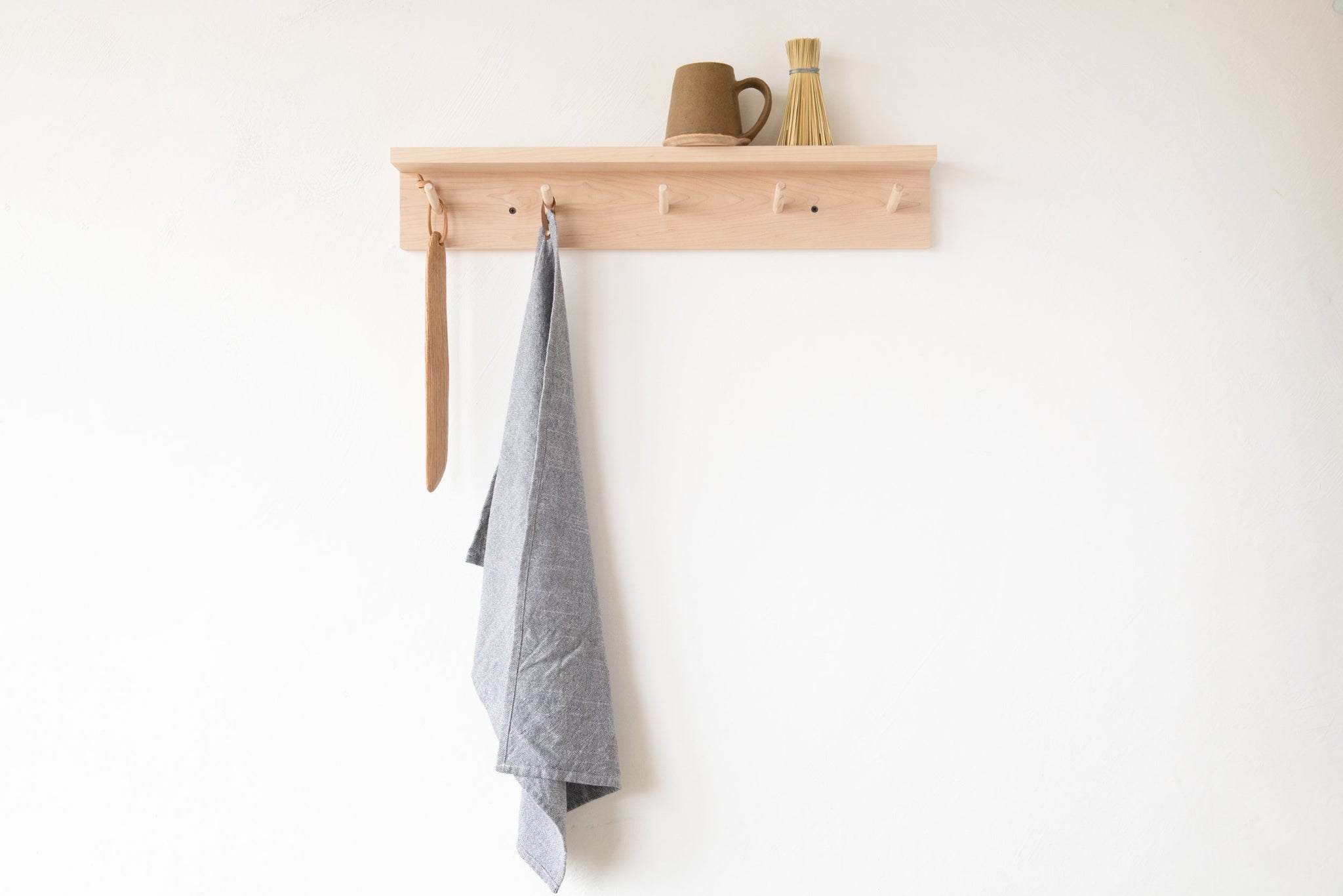 Maple Peg Rail - Thumbnail 3