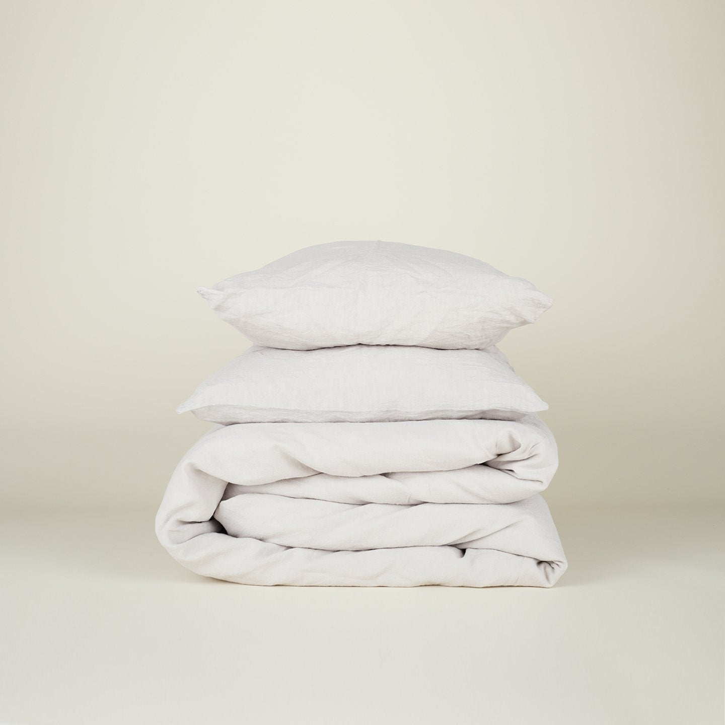 Hawkins New York | Simple Linen Duvet: Light Grey