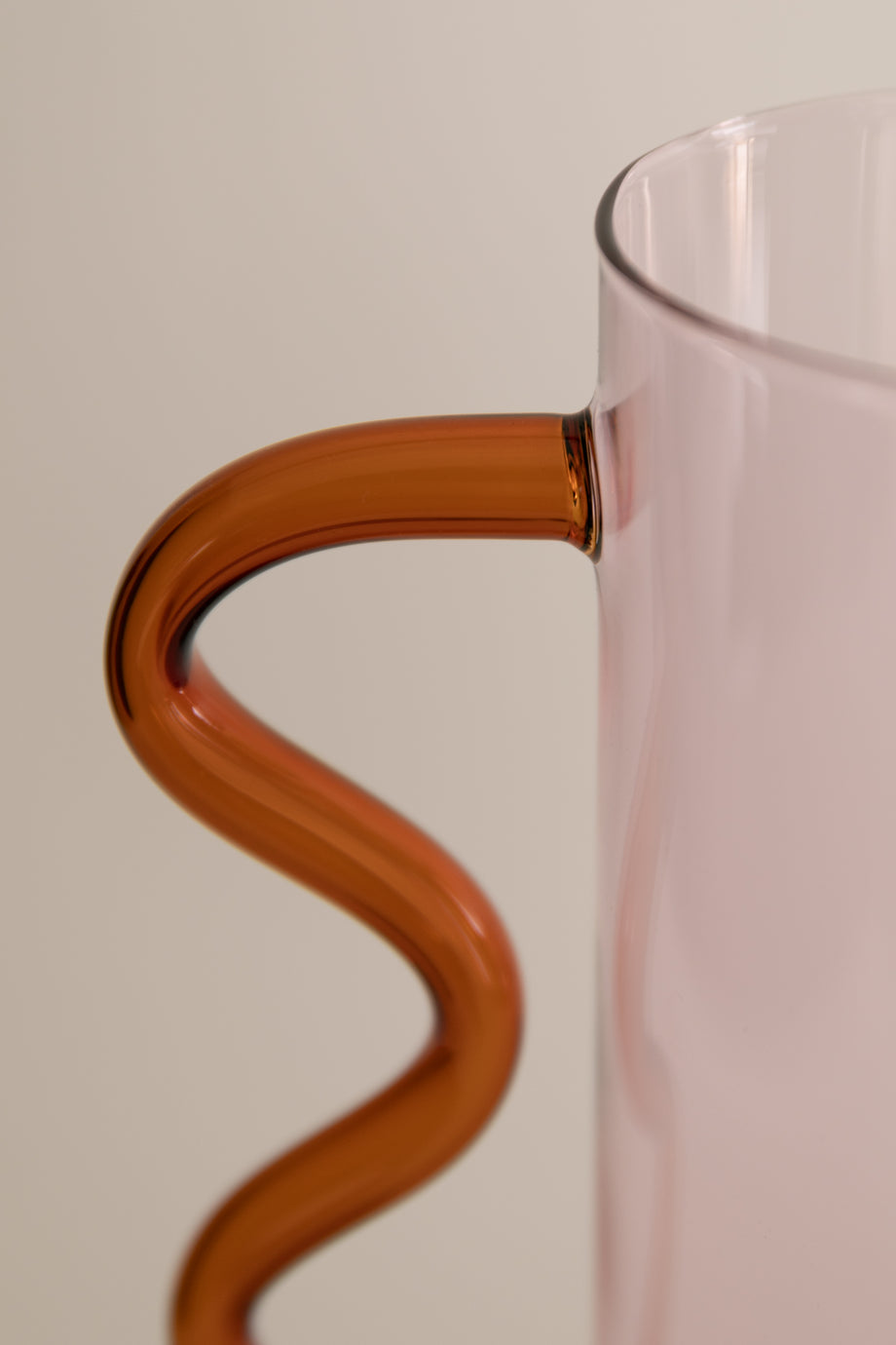 Sophie Lou Jacobsen | Wave Pitcher