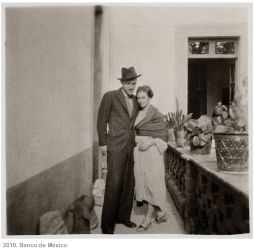 Book | Frida Kahlo: Her Photos