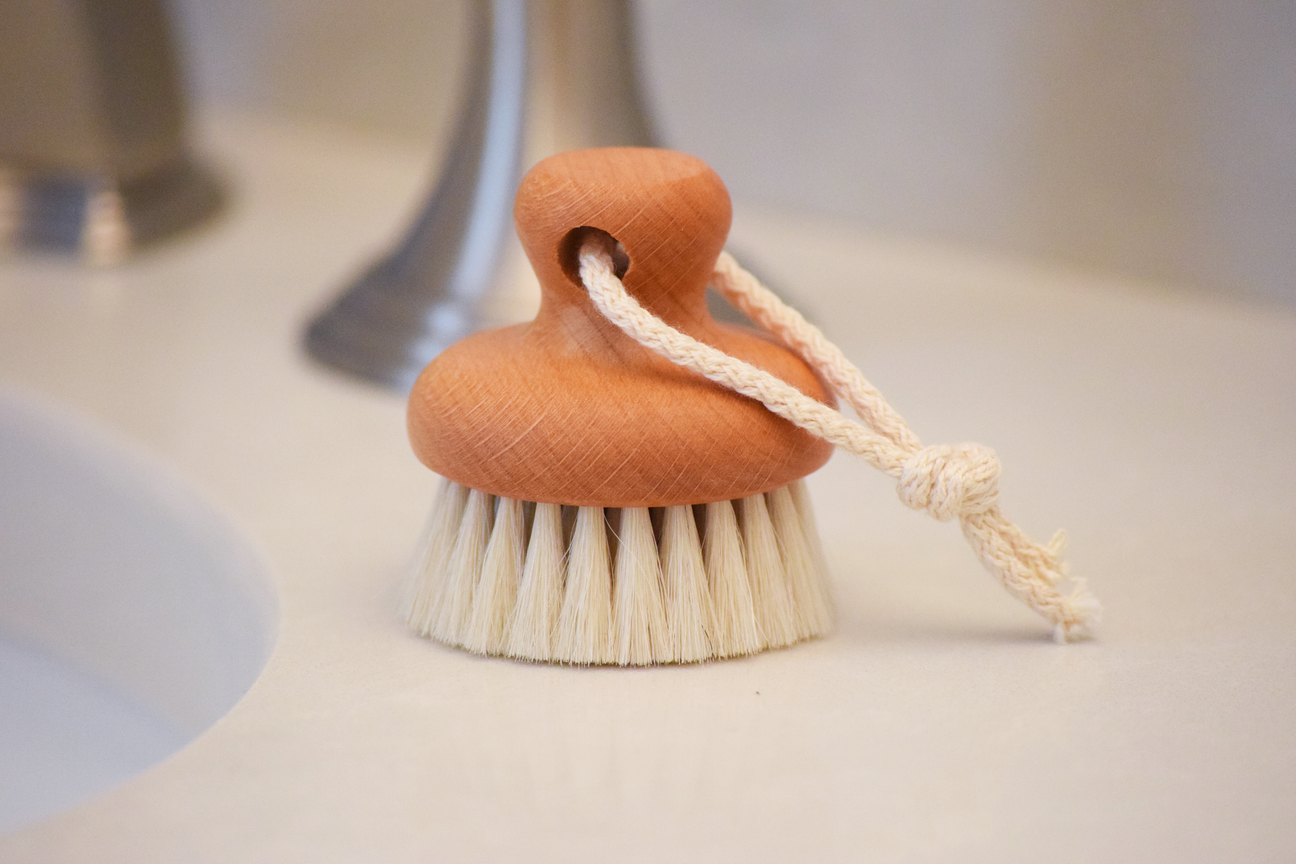 Wooden Dry Face Brush